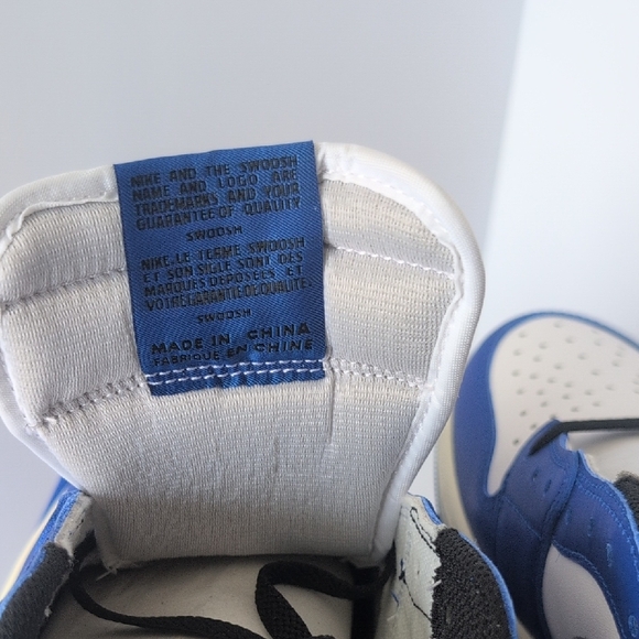 Air Jordan 1 Low Game Royal - Picture 9 of 16